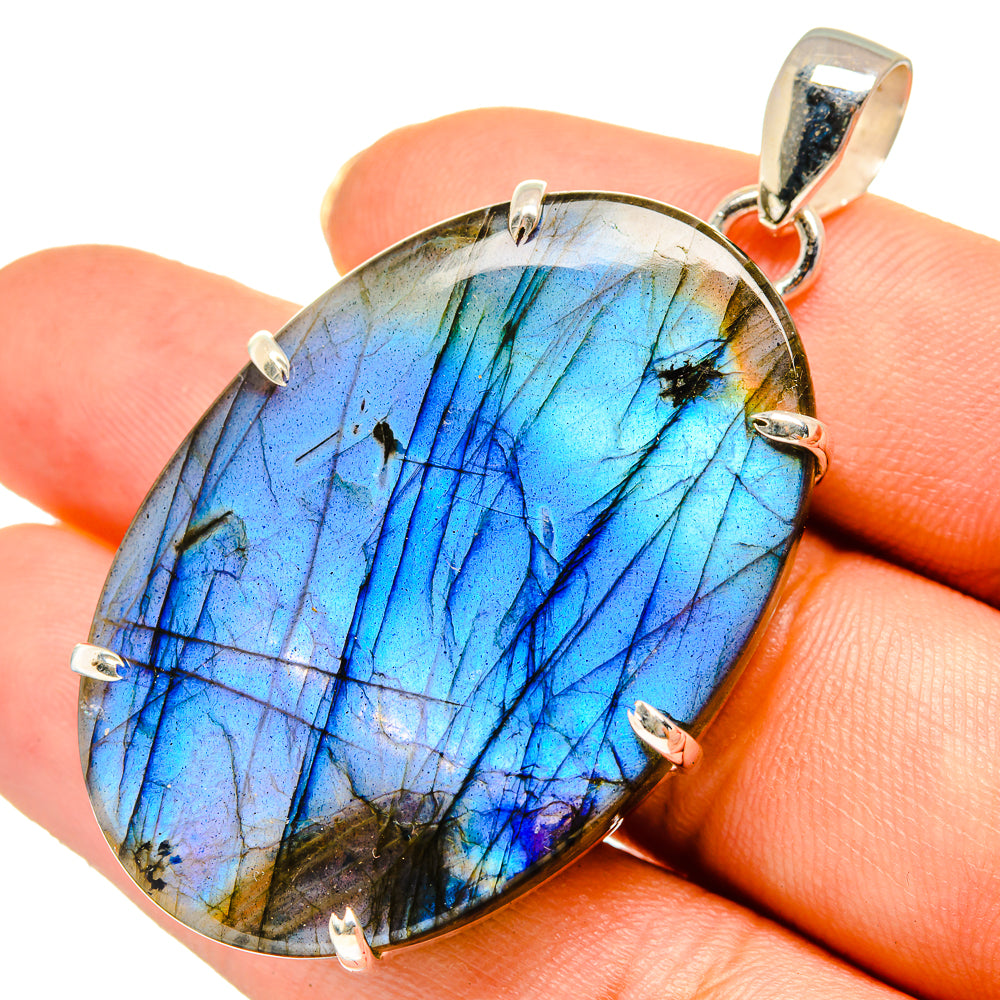 Labradorite Pendants handcrafted by Anasilvercos - PD10684
