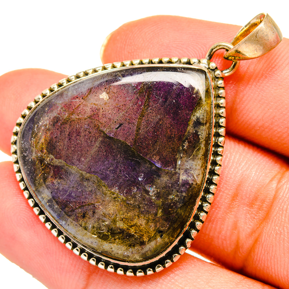 Labradorite Pendants handcrafted by Anasilvercos - PD10714