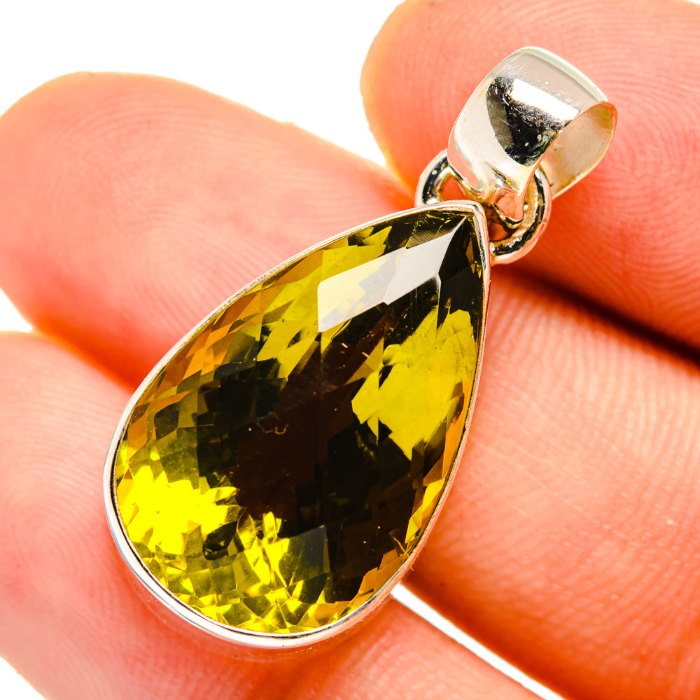 Olive Quartz Pendants handcrafted by Anasilvercos - PD10740