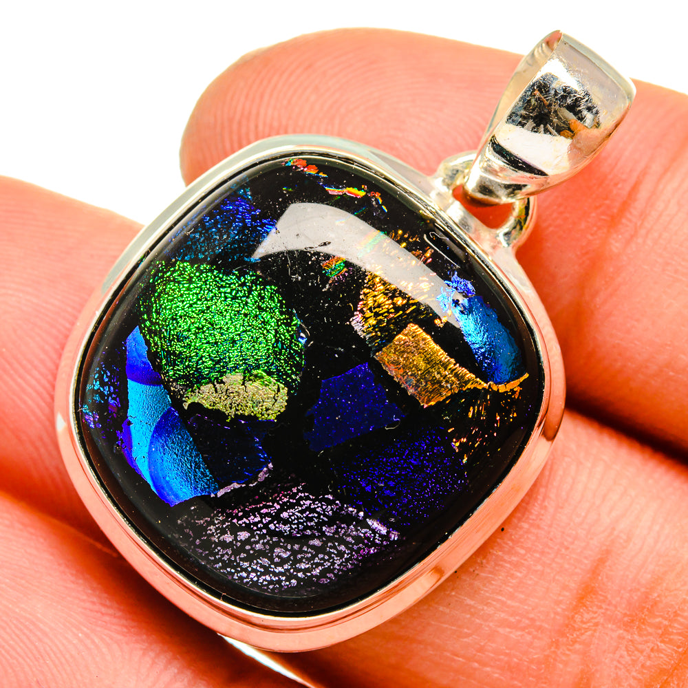 Dichroic Glass Pendants handcrafted by Anasilvercos - PD10912