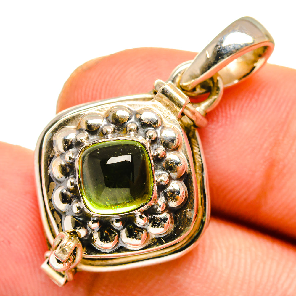 Peridot Pendants handcrafted by Anasilvercos - PD11025