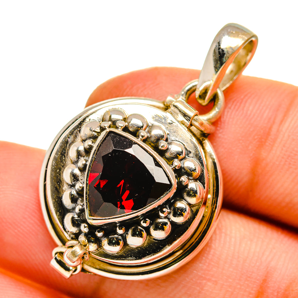Garnet Pendants handcrafted by Anasilvercos - PD11049