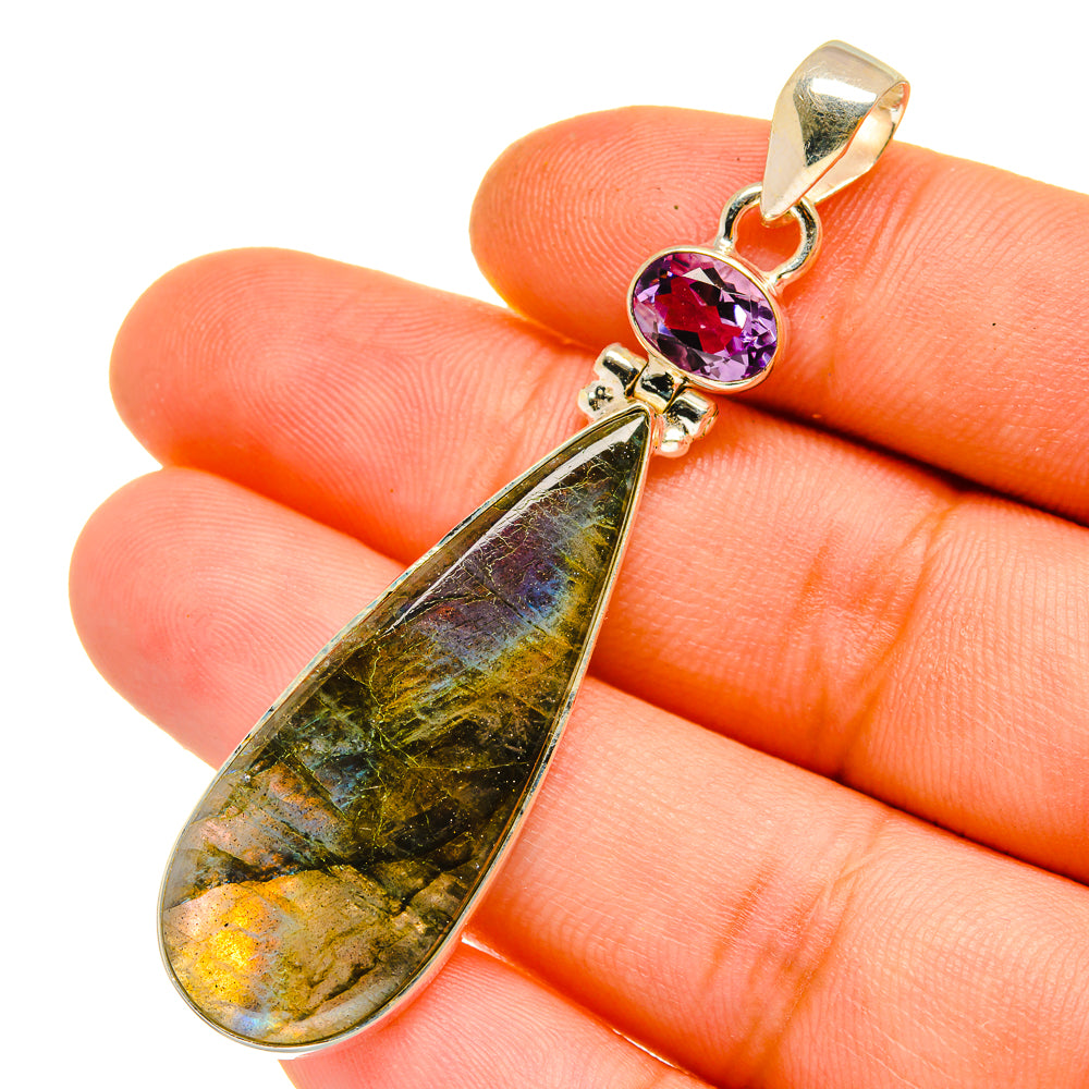 Labradorite Pendants handcrafted by Anasilvercos - PD11083