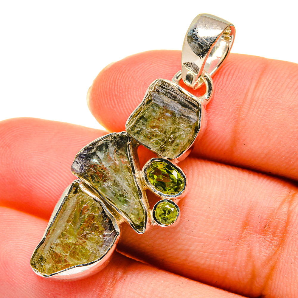 Green Tourmaline Pendants handcrafted by Anasilvercos - PD11237