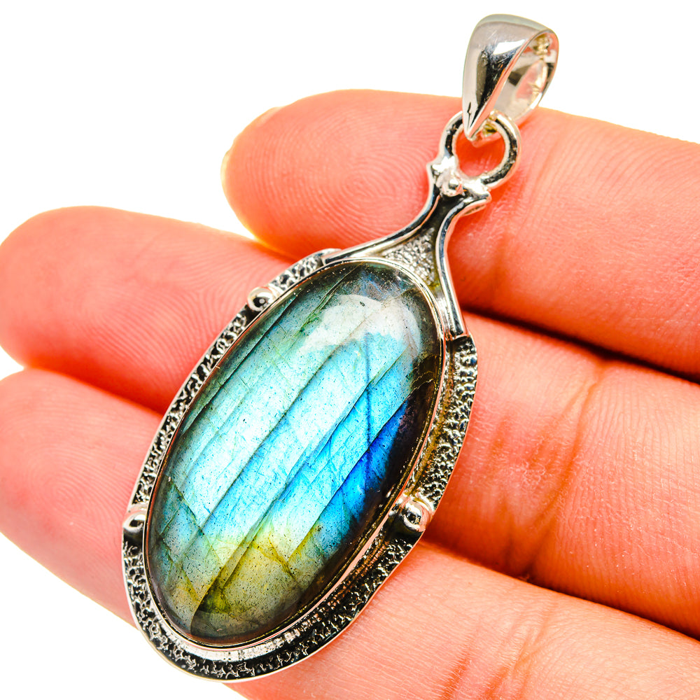 Labradorite Pendants handcrafted by Anasilvercos - PD11276