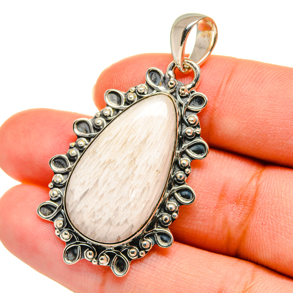 White Scolecite Pendants handcrafted by Anasilvercos - PD11296