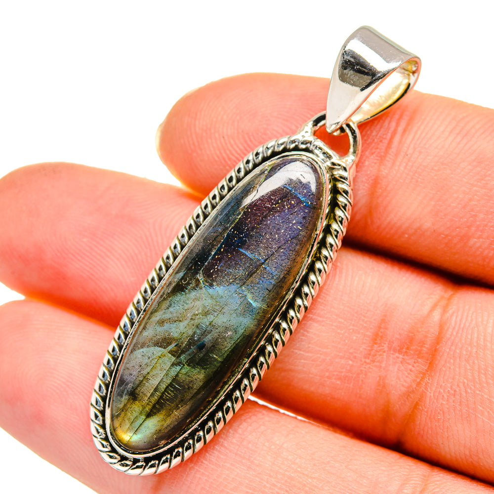 Labradorite Pendants handcrafted by Anasilvercos - PD11504
