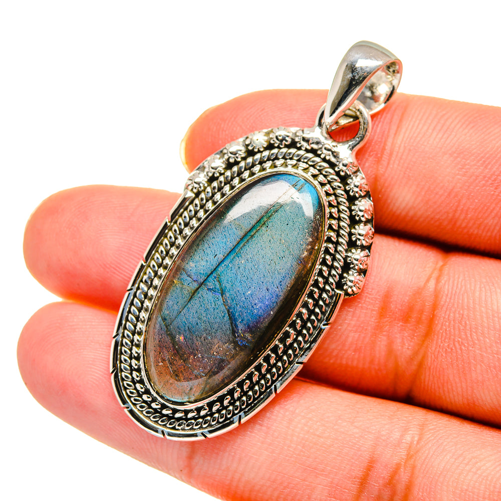 Labradorite Pendants handcrafted by Anasilvercos - PD11767