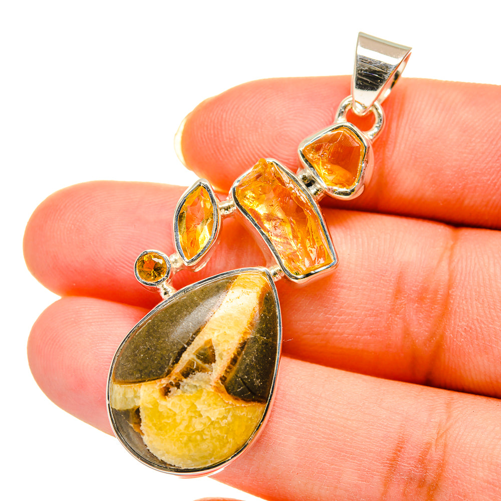 Bauxite Pendants handcrafted by Anasilvercos - PD11880