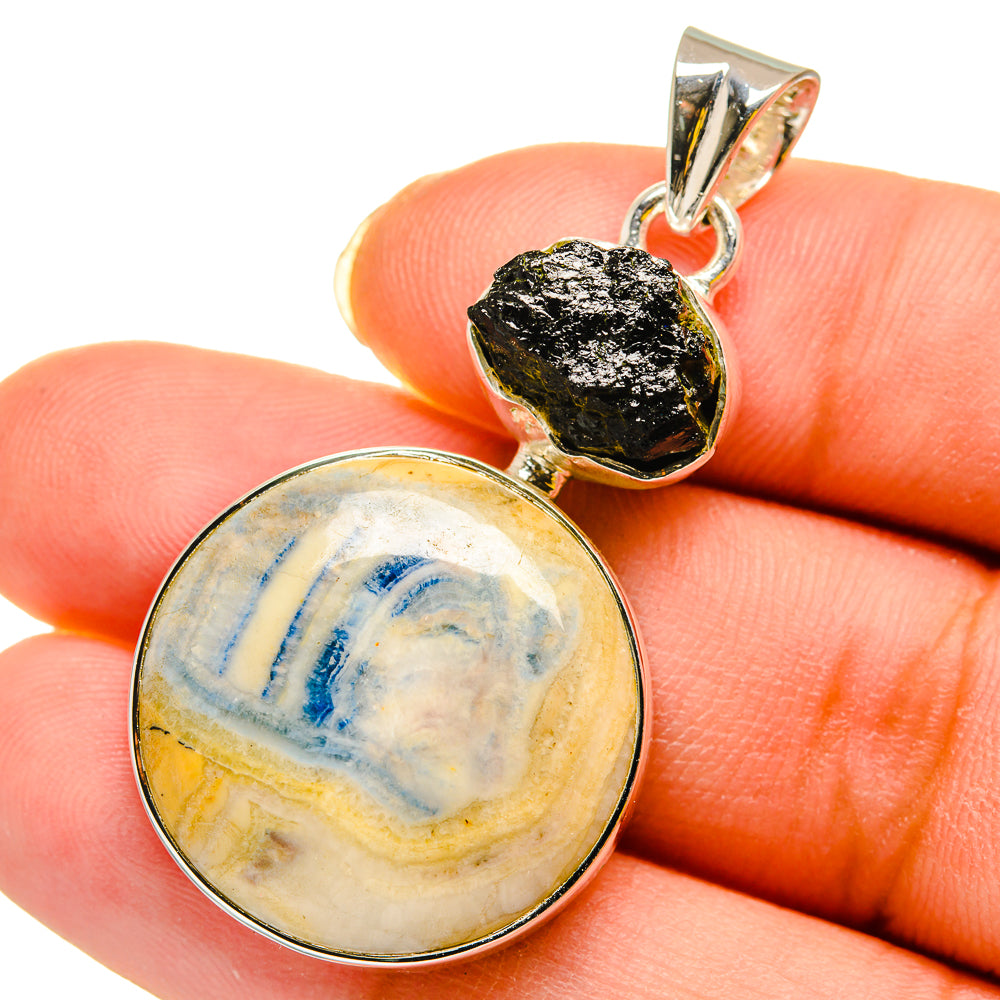 Blue Scheelite Pendants handcrafted by Anasilvercos - PD11910