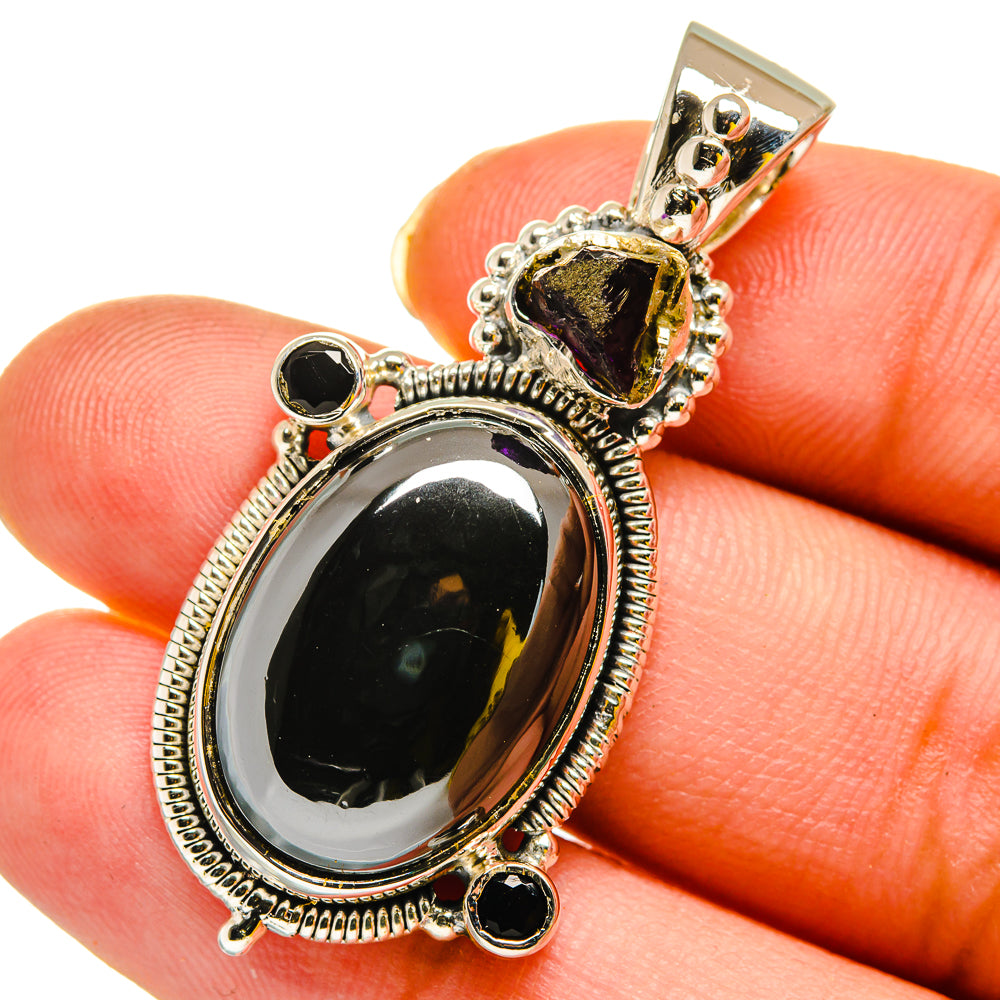 Hematite Pendants handcrafted by Anasilvercos - PD12006