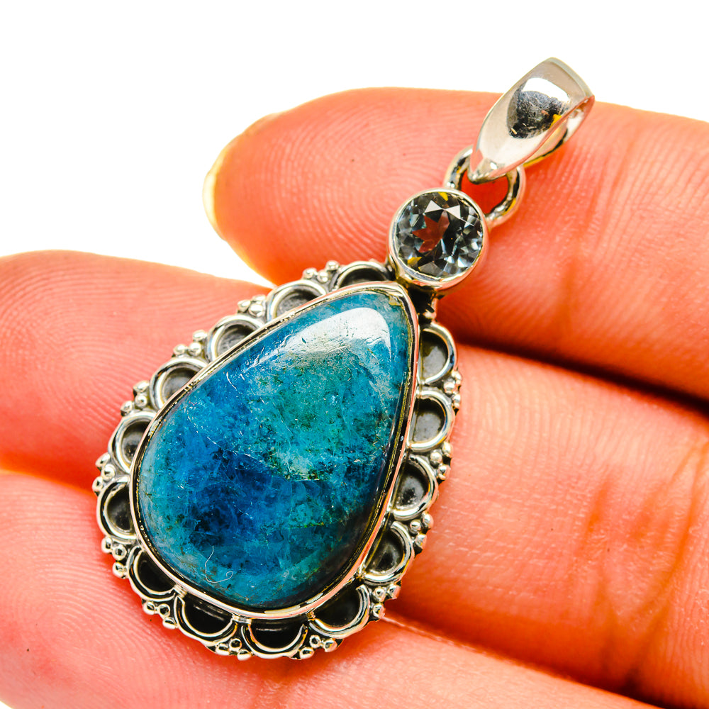 Apatite Pendants handcrafted by Anasilvercos - PD12044