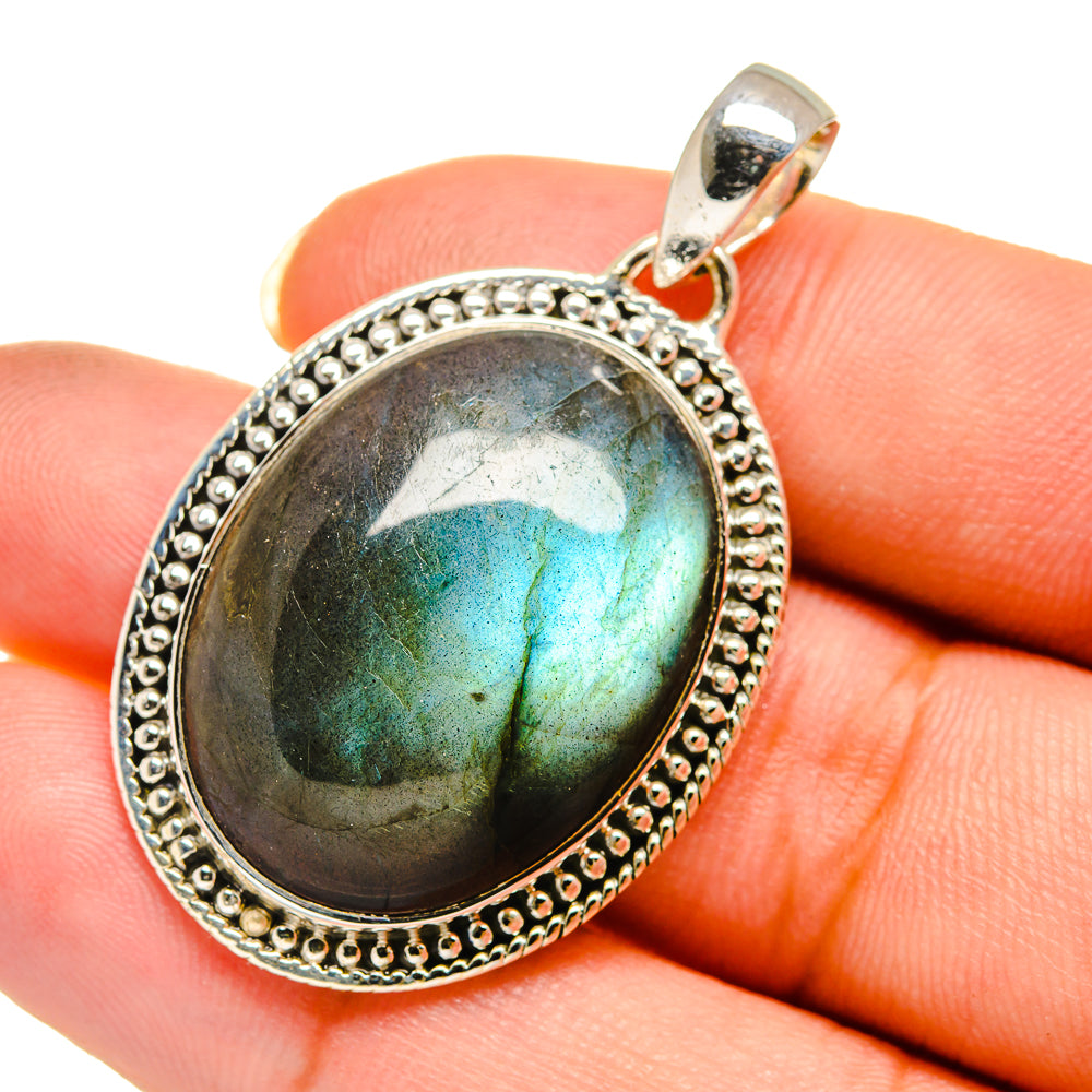 Labradorite Pendants handcrafted by Anasilvercos - PD12085