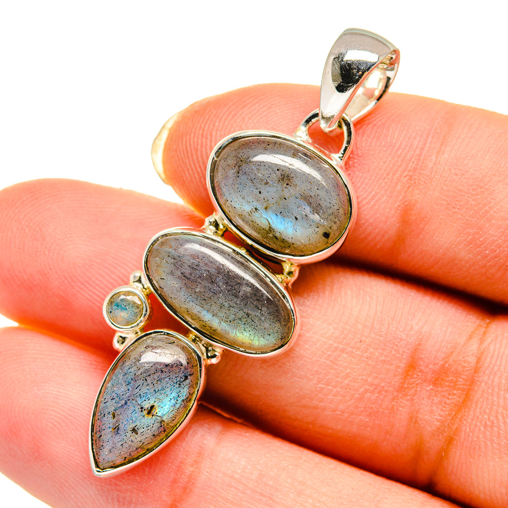 Labradorite Pendants handcrafted by Anasilvercos - PD12215