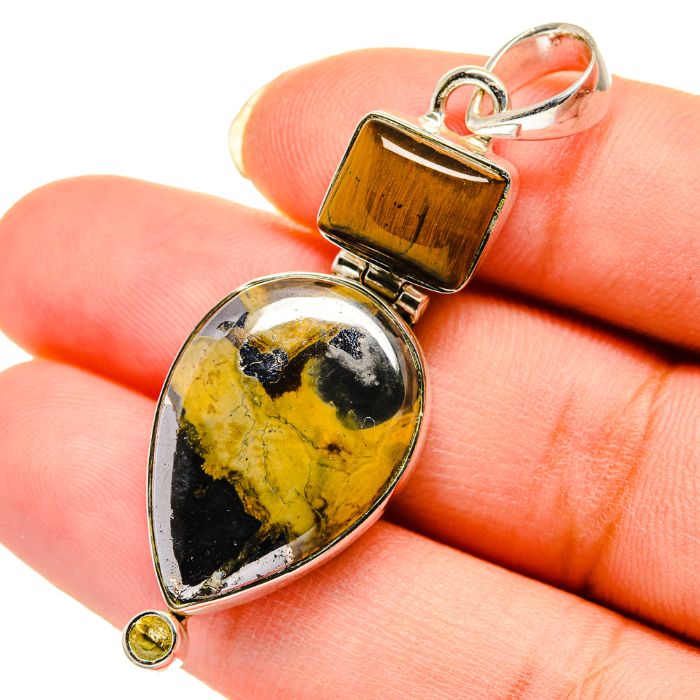 Schalenblende Pendants handcrafted by Anasilvercos - PD12342