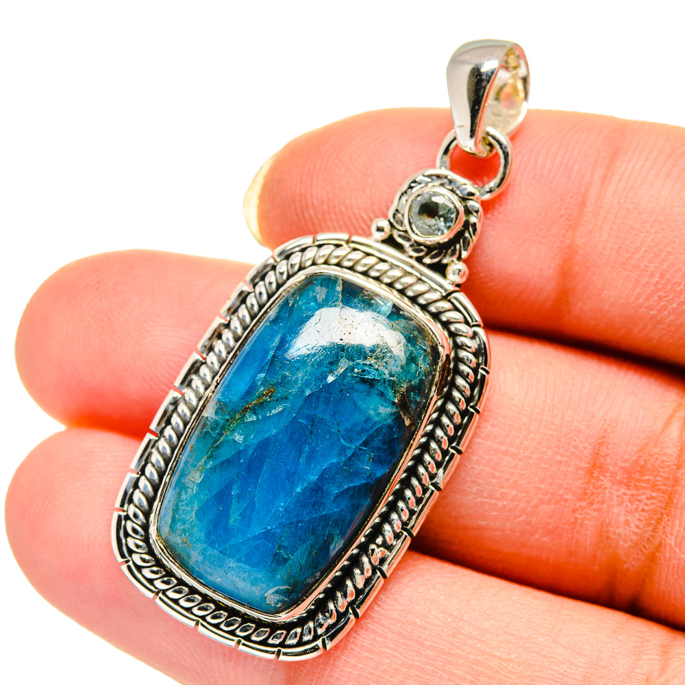 Apatite Pendants handcrafted by Anasilvercos - PD12375