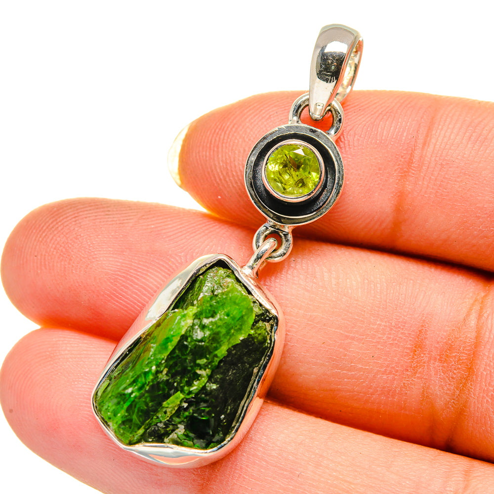 Chrome Diopside Pendants handcrafted by Anasilvercos - PD12561