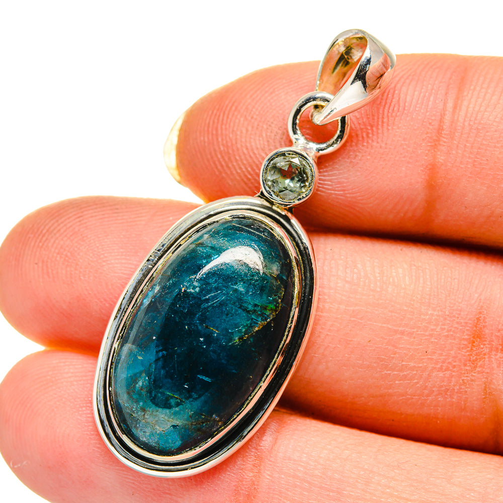 Apatite Pendants handcrafted by Anasilvercos - PD12564