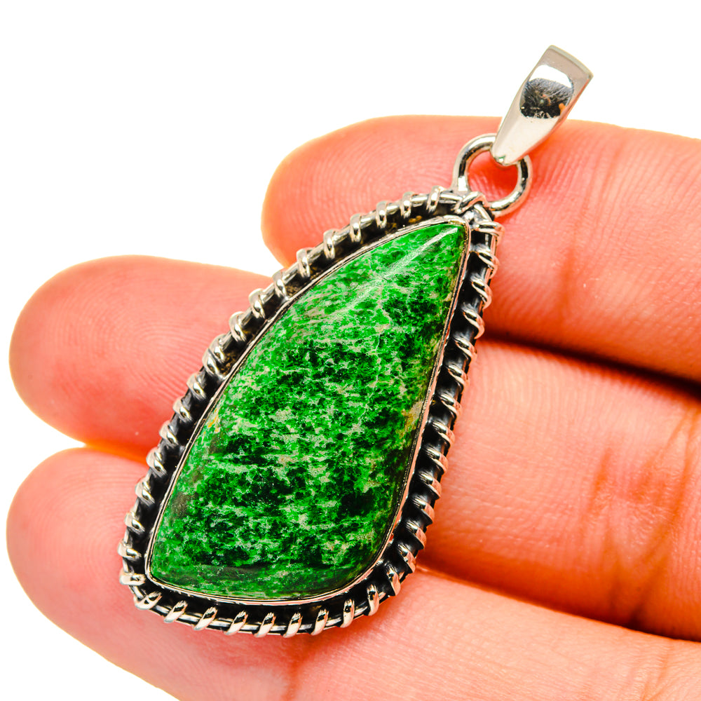 Maw Sit Sit Pendants handcrafted by Anasilvercos - PD12694