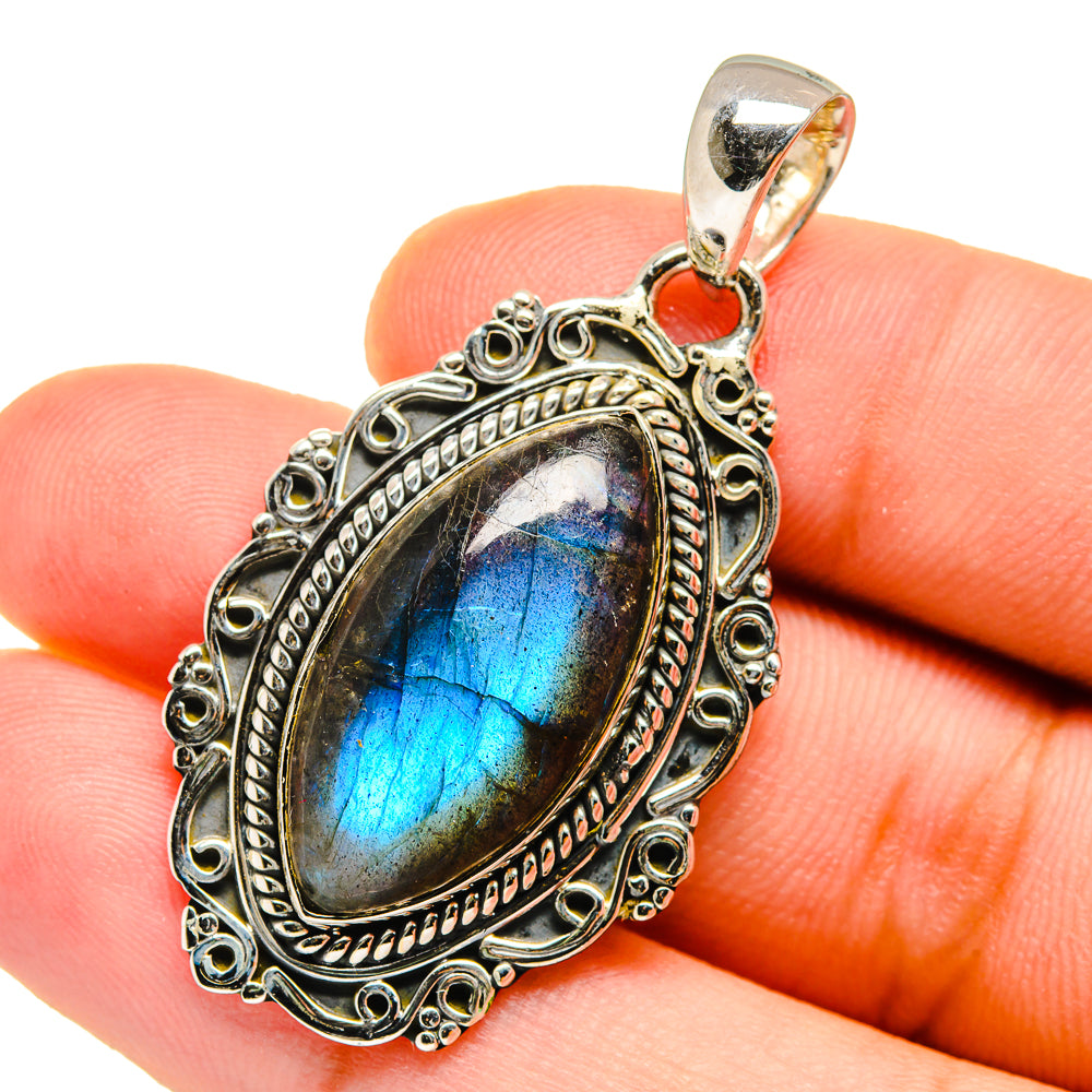 Labradorite Pendants handcrafted by Anasilvercos - PD12712