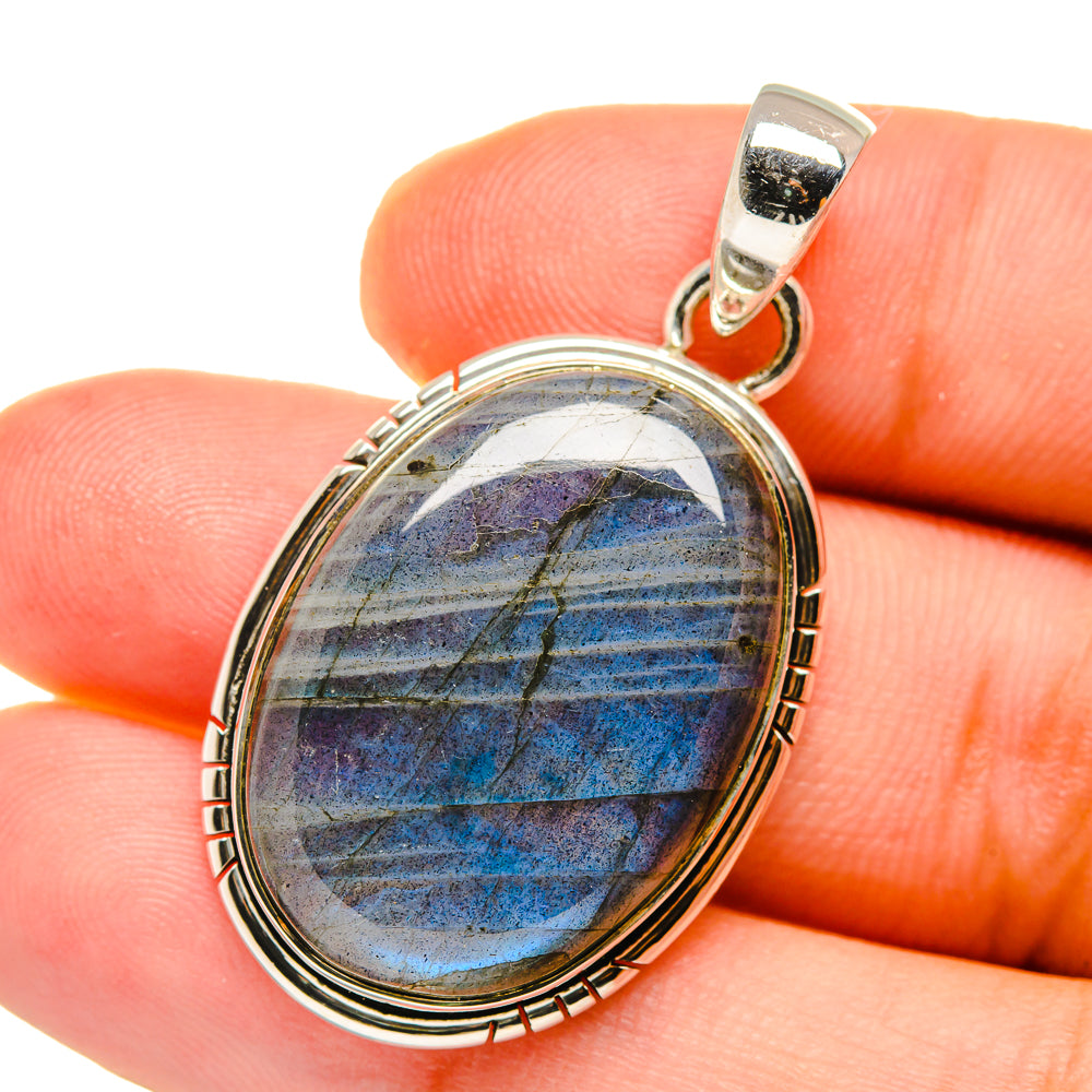 Labradorite Pendants handcrafted by Anasilvercos - PD12716