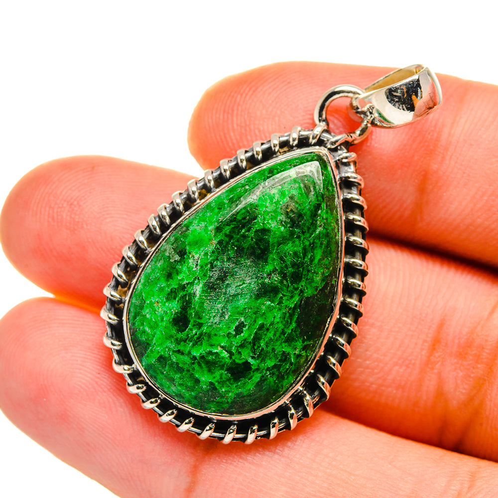 Maw Sit Sit Pendants handcrafted by Anasilvercos - PD12756