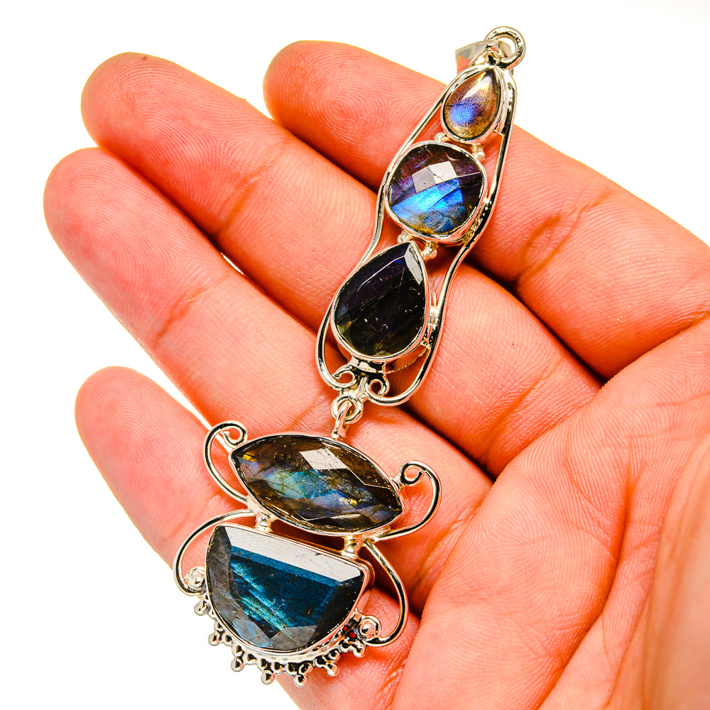 Labradorite Pendants handcrafted by Anasilvercos - PD12775