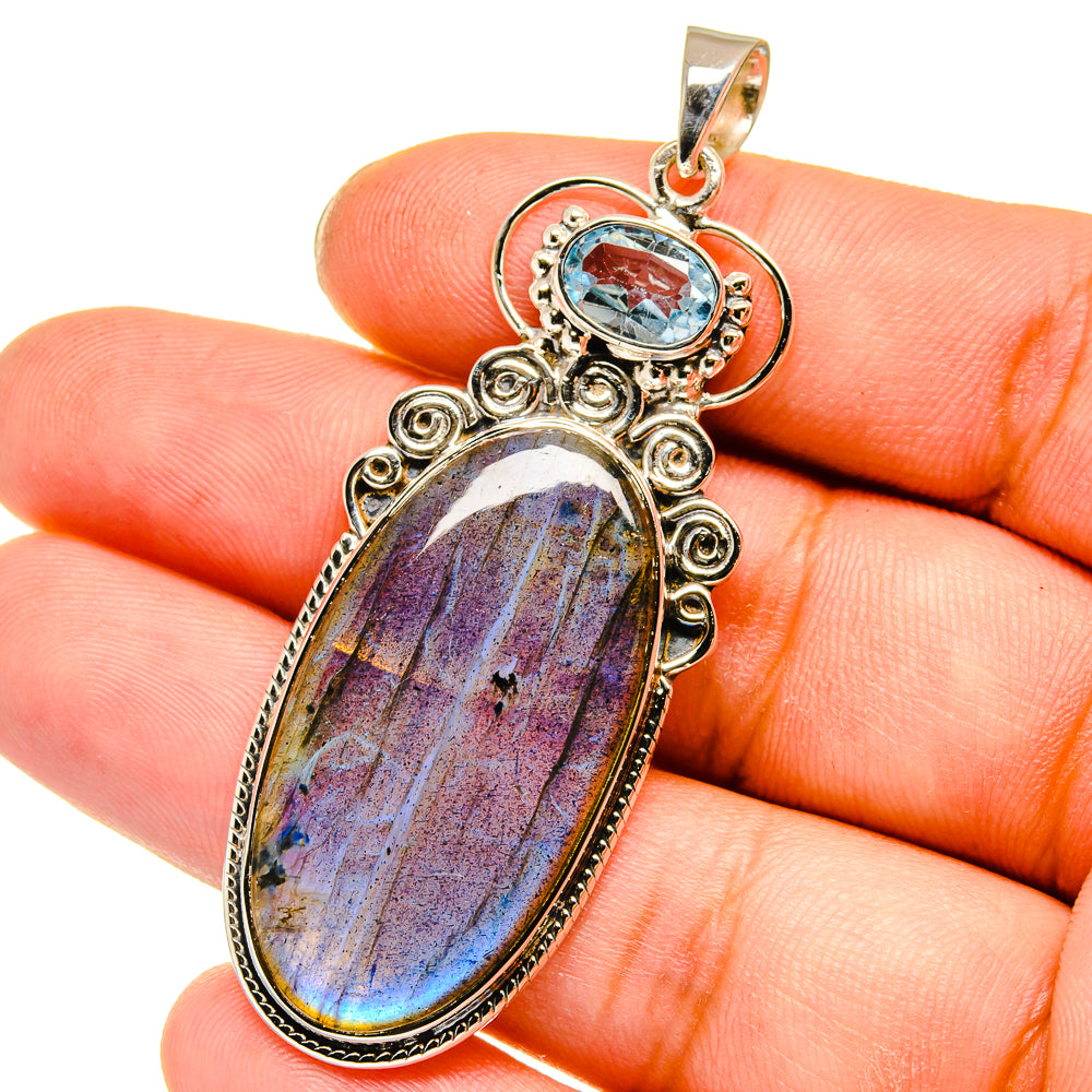 Labradorite Pendants handcrafted by Anasilvercos - PD12797