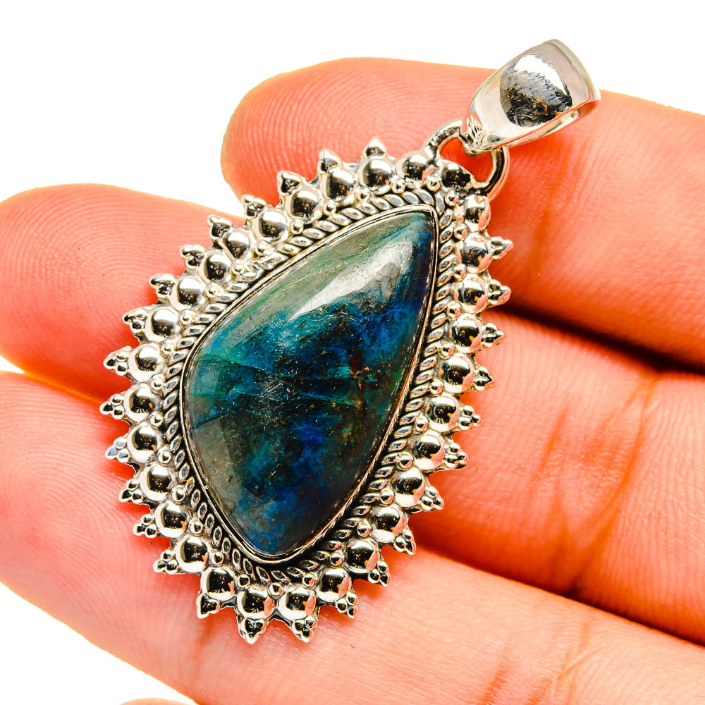 Apatite Pendants handcrafted by Anasilvercos - PD12950
