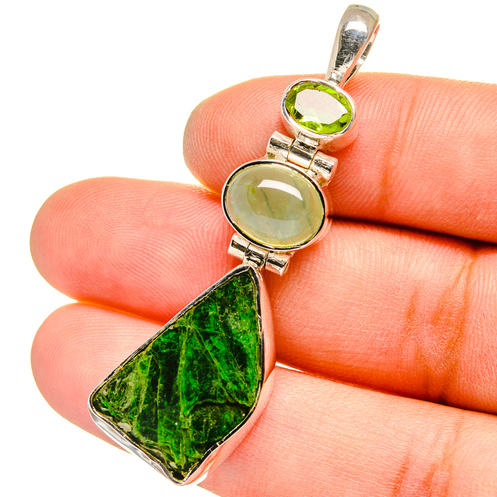 Chrome Diopside Pendants handcrafted by Anasilvercos - PD13092
