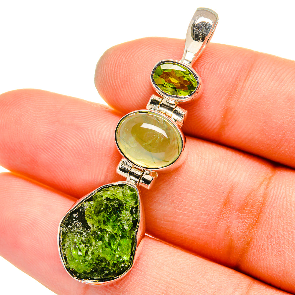 Chrome Diopside Pendants handcrafted by Anasilvercos - PD13097