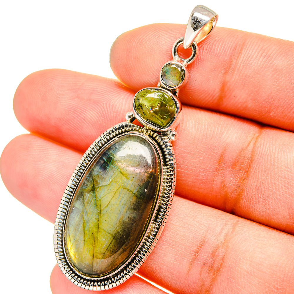 Labradorite Pendants handcrafted by Anasilvercos - PD13118
