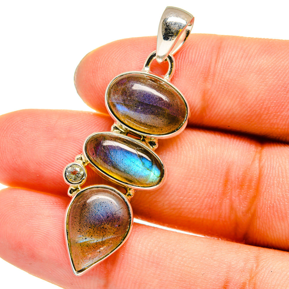Labradorite Pendants handcrafted by Anasilvercos - PD13130