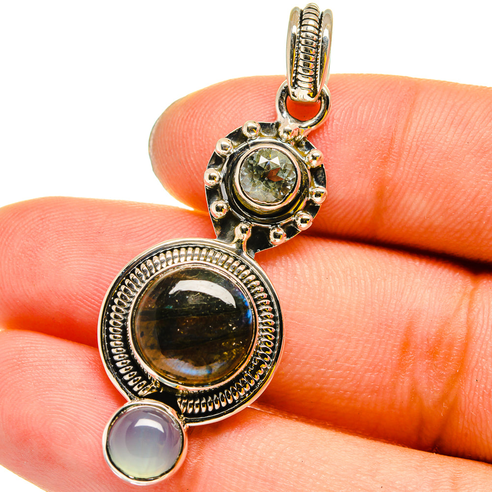 Labradorite Pendants handcrafted by Anasilvercos - PD13165
