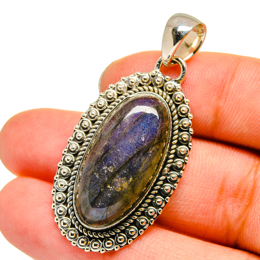 Labradorite Pendants handcrafted by Anasilvercos - PD13180