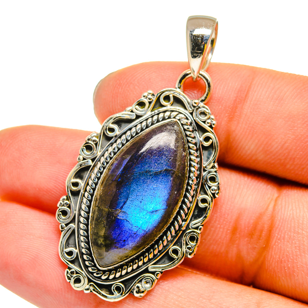 Labradorite Pendants handcrafted by Anasilvercos - PD13212