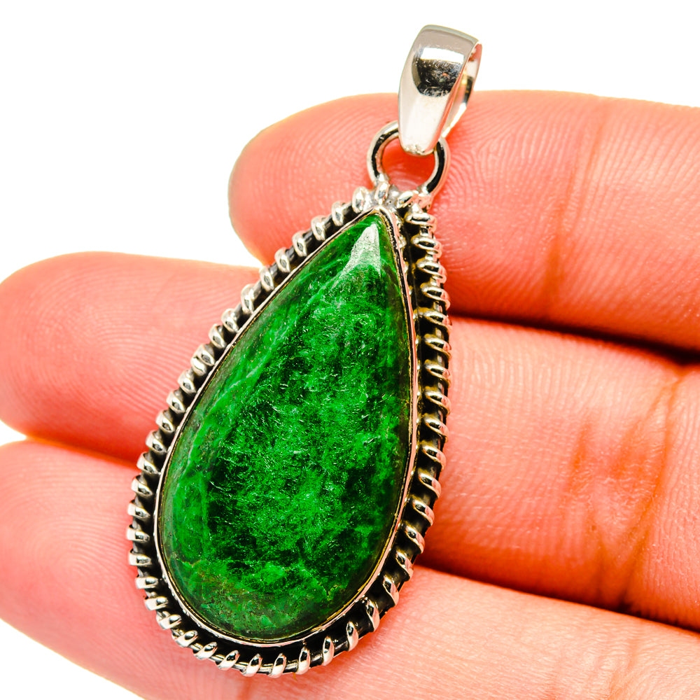 Maw Sit Sit Pendants handcrafted by Anasilvercos - PD13270