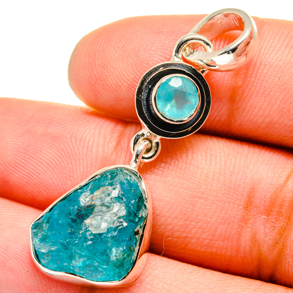 Apatite Pendants handcrafted by Anasilvercos - PD13301