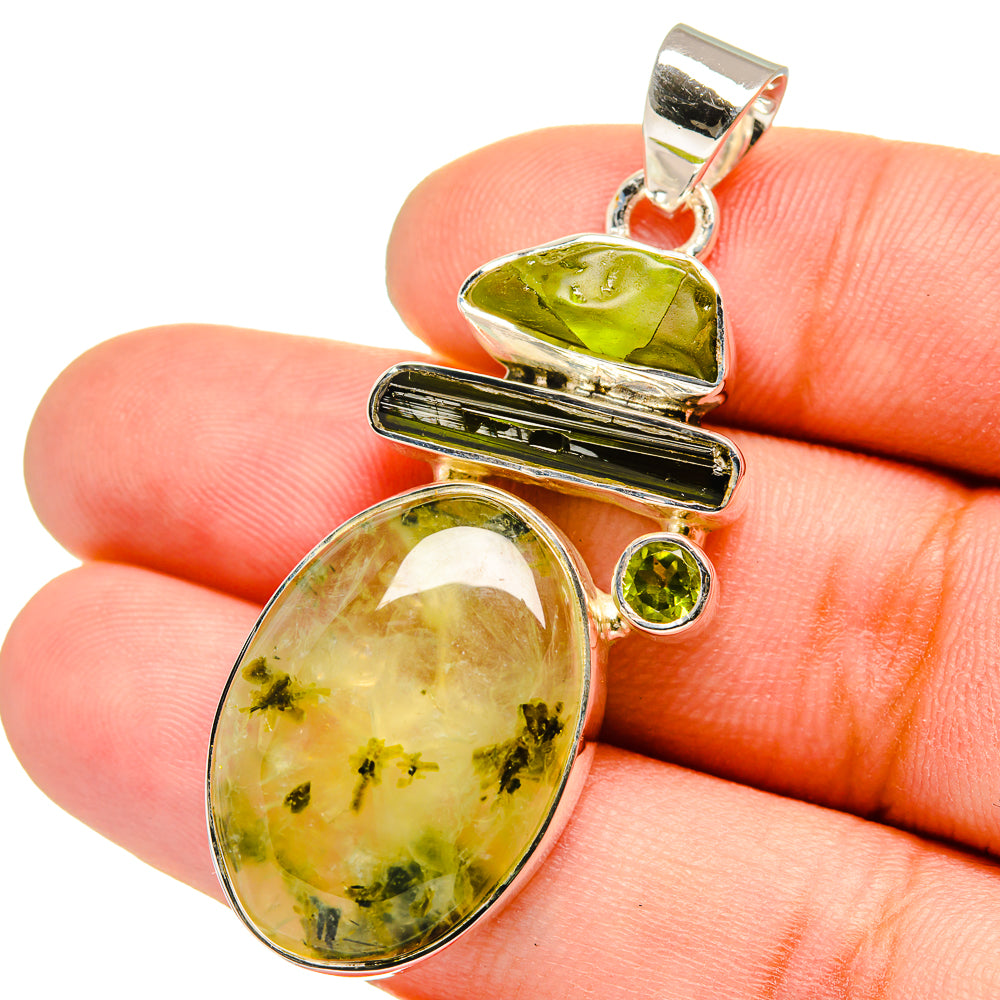 Prehnite Pendants handcrafted by Anasilvercos - PD13302