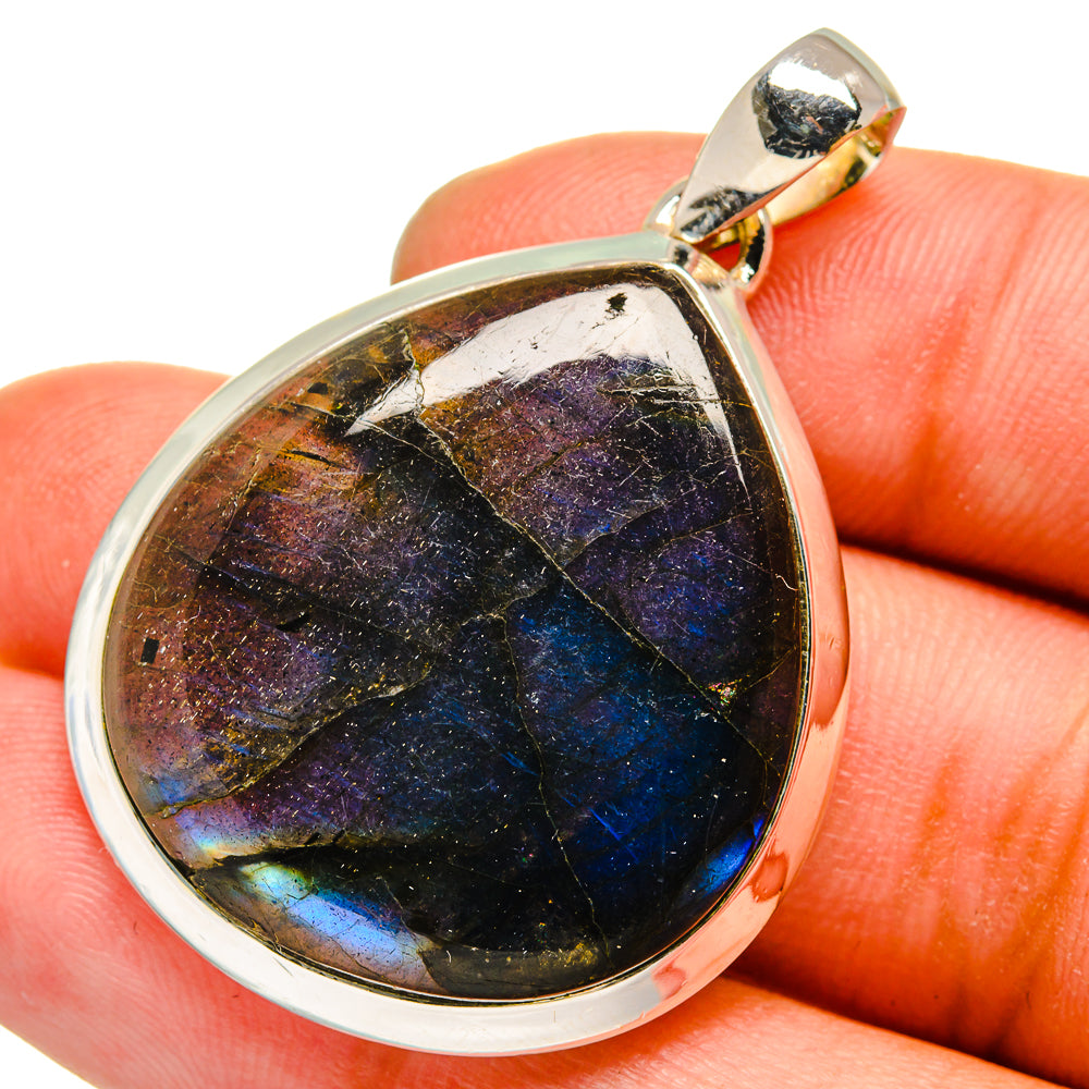 Labradorite Pendants handcrafted by Anasilvercos - PD13369