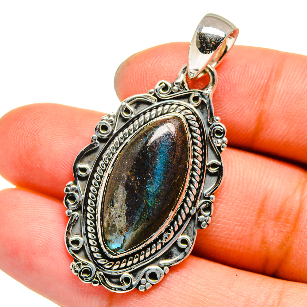 Labradorite Pendants handcrafted by Anasilvercos - PD13388