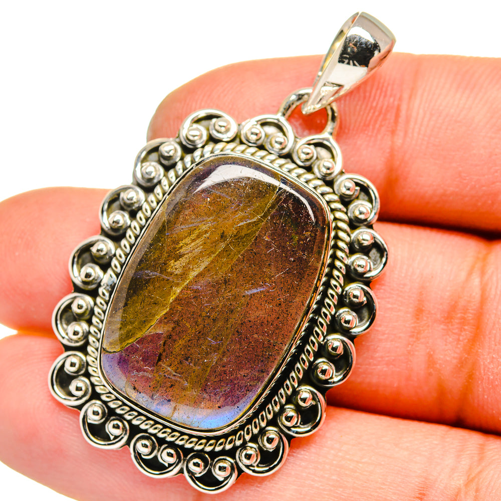 Labradorite Pendants handcrafted by Anasilvercos - PD13556