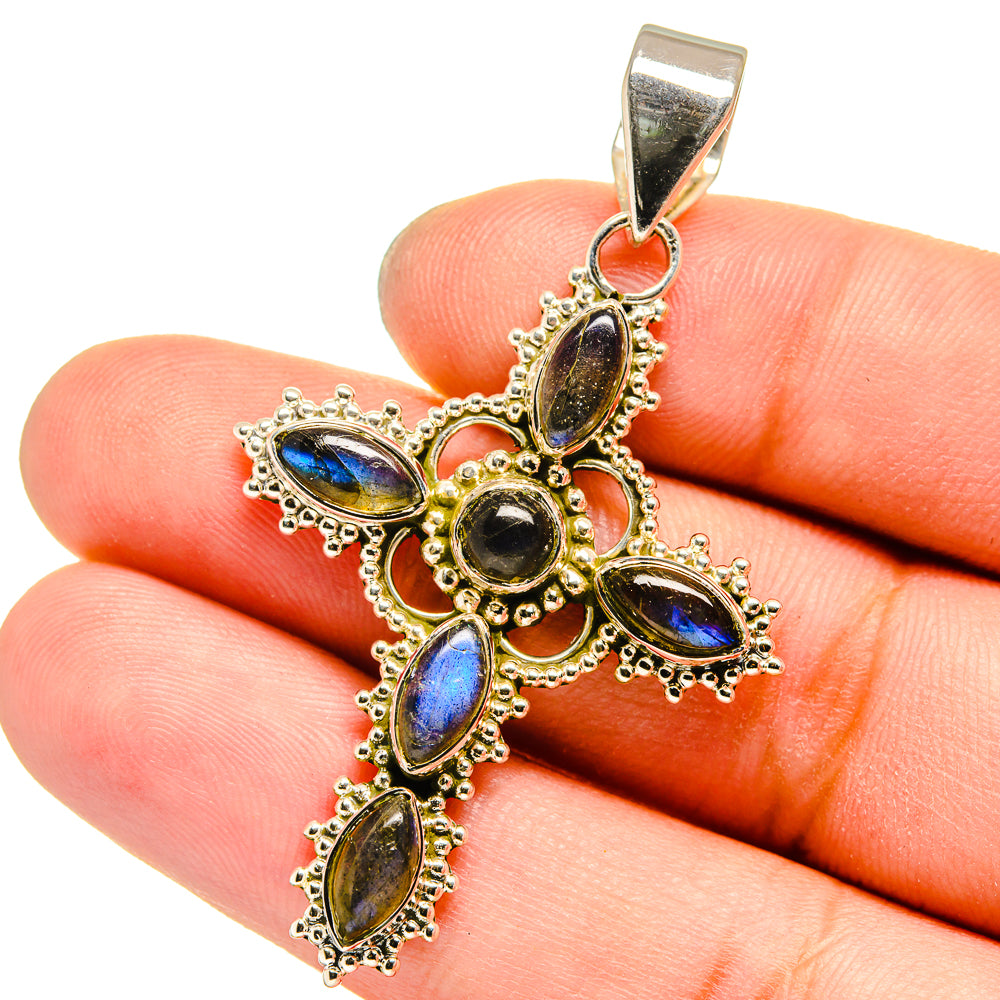 Labradorite Pendants handcrafted by Anasilvercos - PD13577