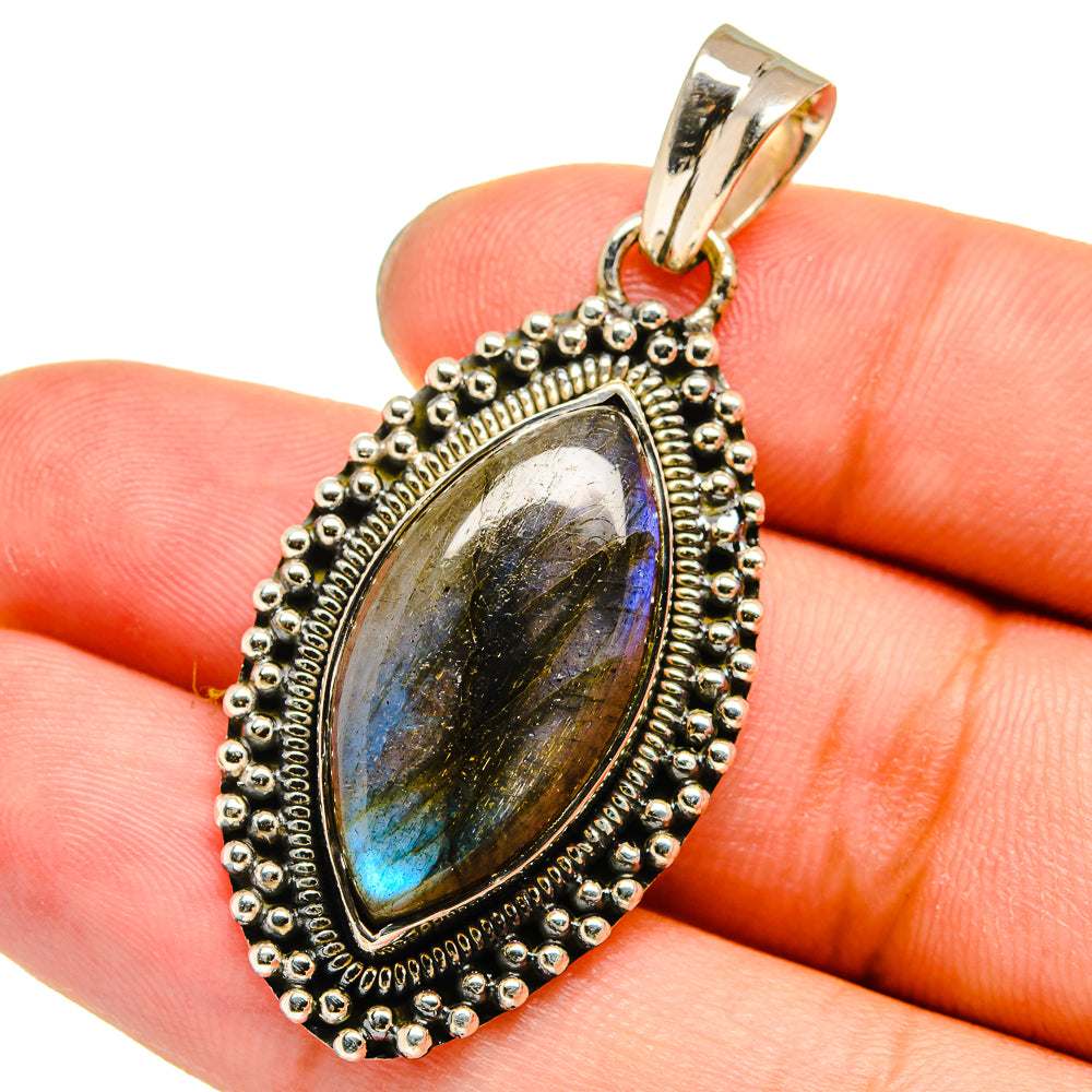Labradorite Pendants handcrafted by Anasilvercos - PD13633