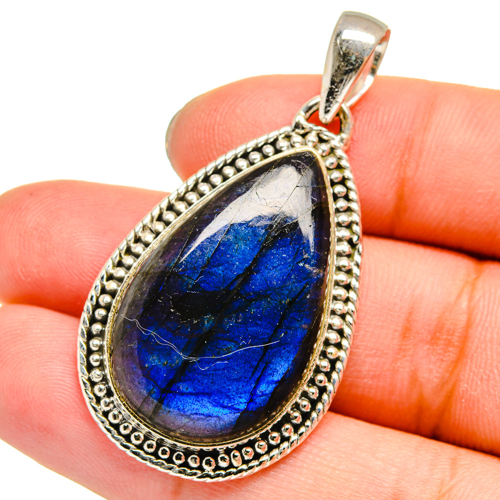 Labradorite Pendants handcrafted by Anasilvercos - PD13667