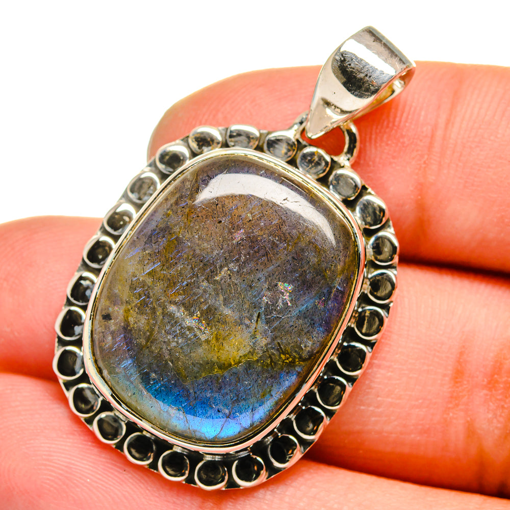 Labradorite Pendants handcrafted by Anasilvercos - PD13682