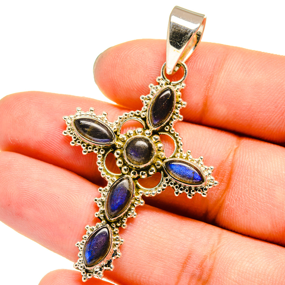 Labradorite Pendants handcrafted by Anasilvercos - PD13688