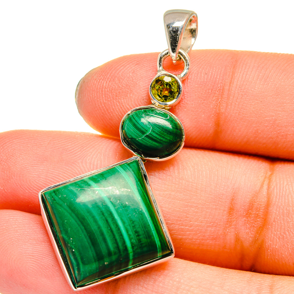Malachite, Peridot Pendants handcrafted by Anasilvercos - PD13702