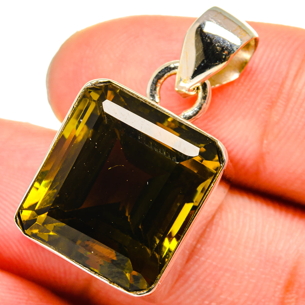 Olive Quartz Pendants handcrafted by Anasilvercos - PD13746