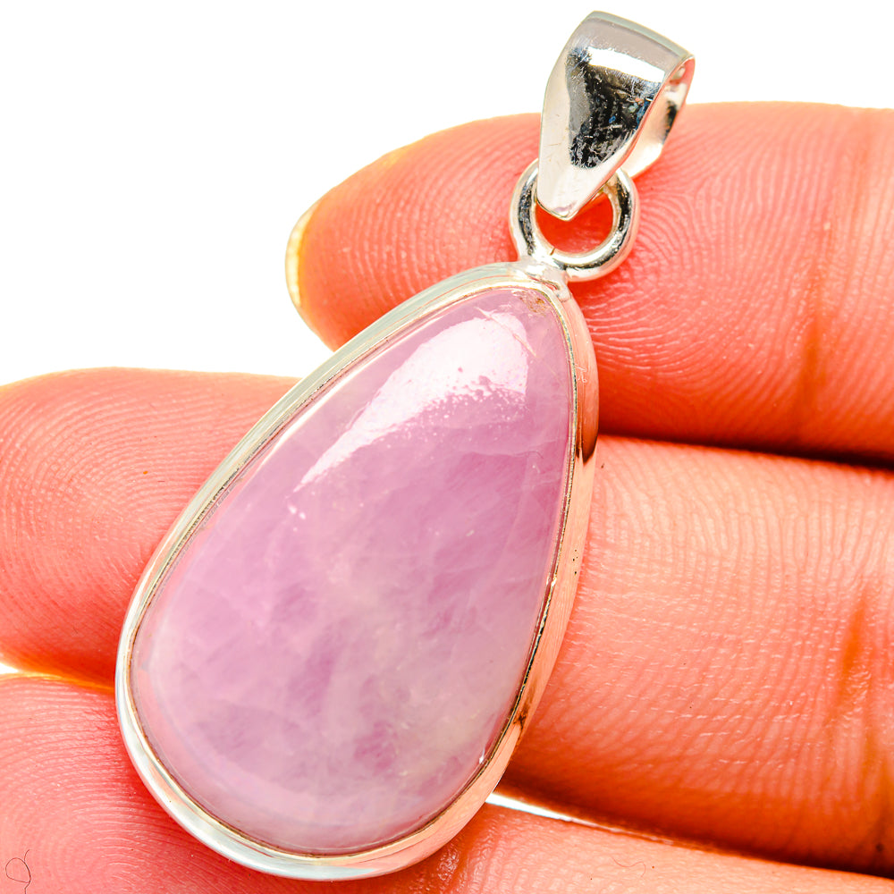 Kunzite Pendants handcrafted by Anasilvercos - PD13824